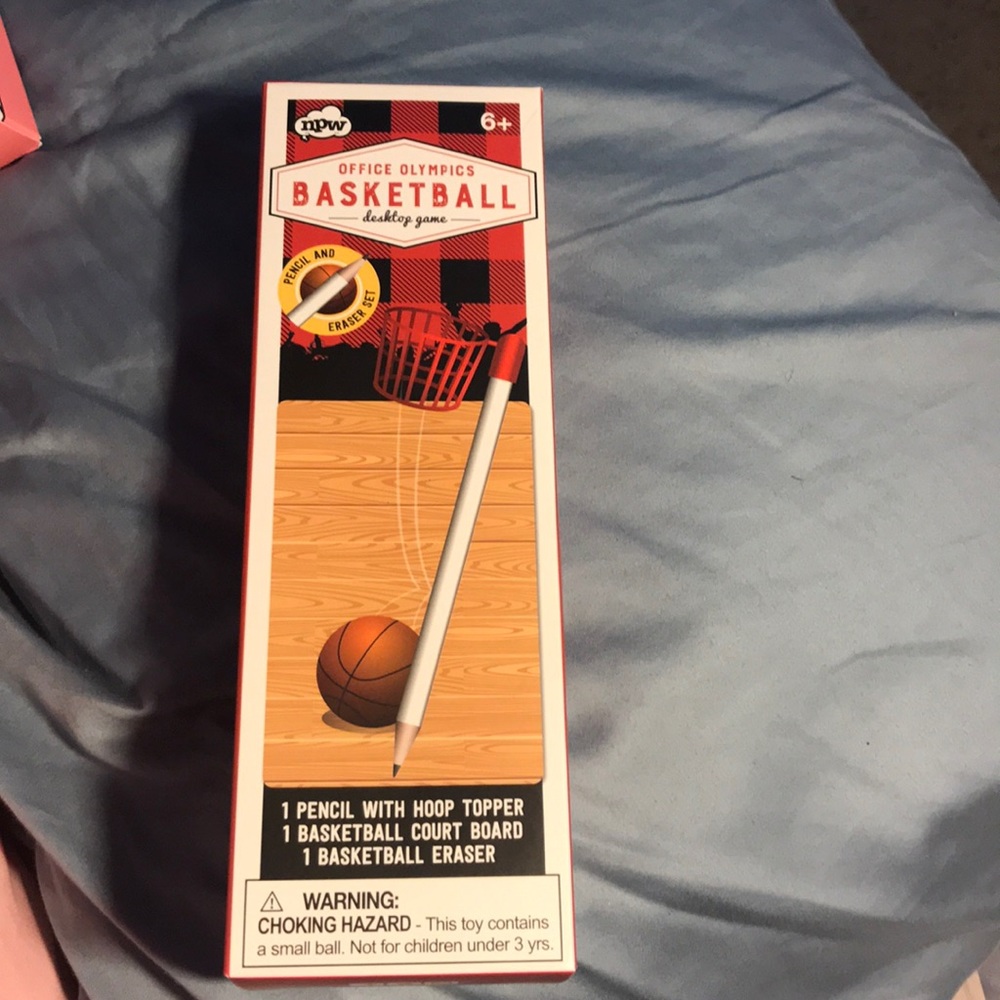 Basketball Desktop Game NIB